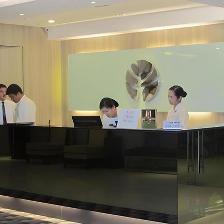 奎松市红杉酒店 外观 照片