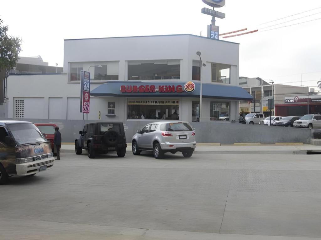 奎松市红杉酒店 外观 照片