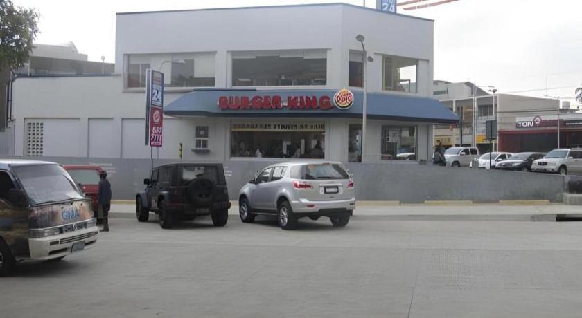 奎松市红杉酒店 外观 照片